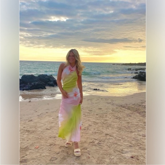 NWT Zara  2025 collection blogger fav Dress S  and XS 
🚨FIRM PRICE NO DISCOUNT - Picture 9 of 16